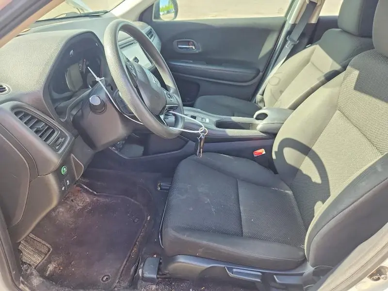 2016 HONDA HR-V LX  
