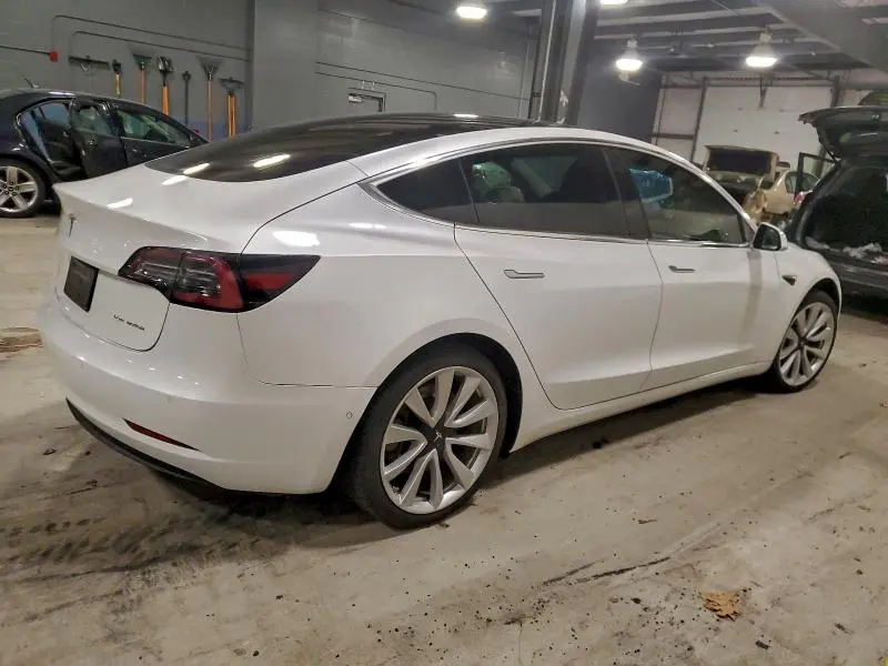 2019 TESLA MODEL 3   