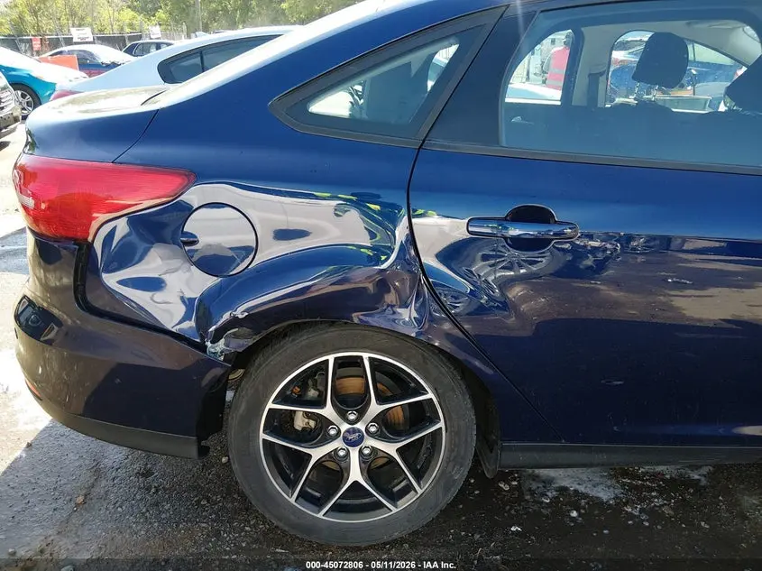 2017 FORD FOCUS SEL