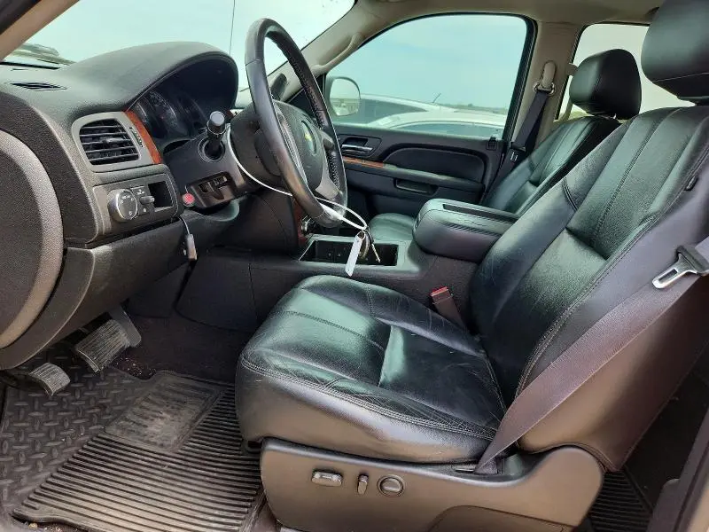 2011 CHEVROLET SILVERADO C1500 LTZ  