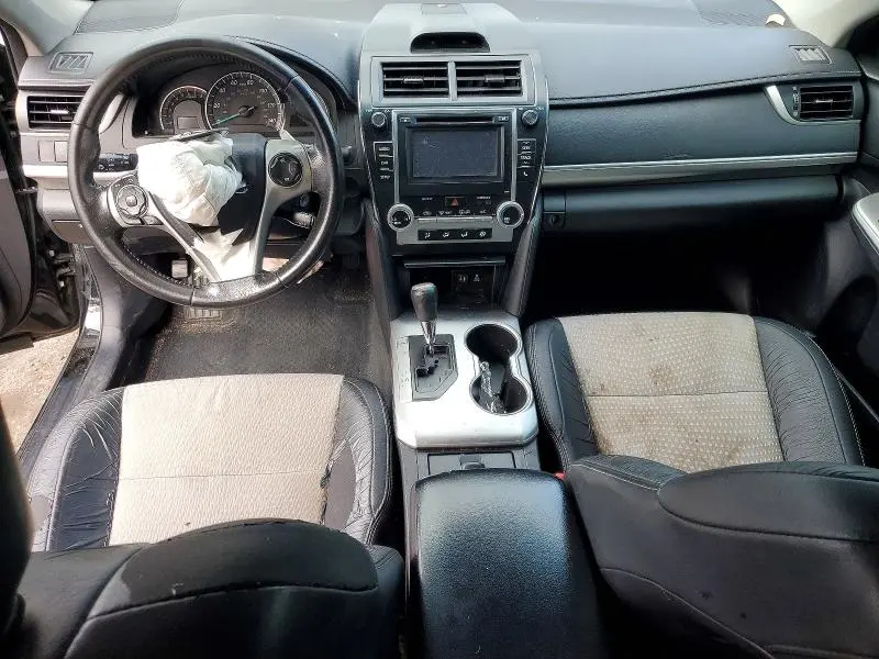 2014 TOYOTA CAMRY SE  