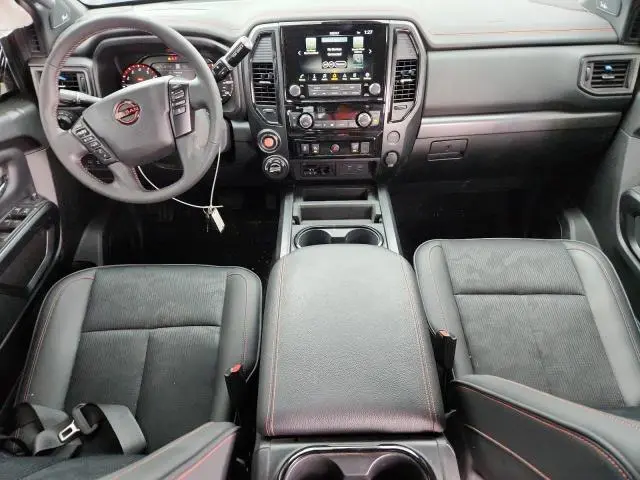 2024 NISSAN TITAN PRO-4X  