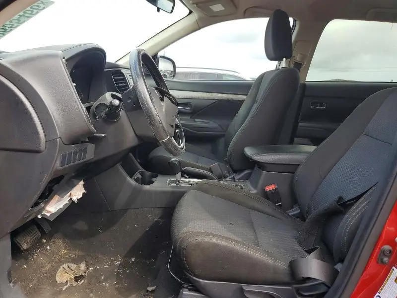 2016 MITSUBISHI OUTLANDER SE  