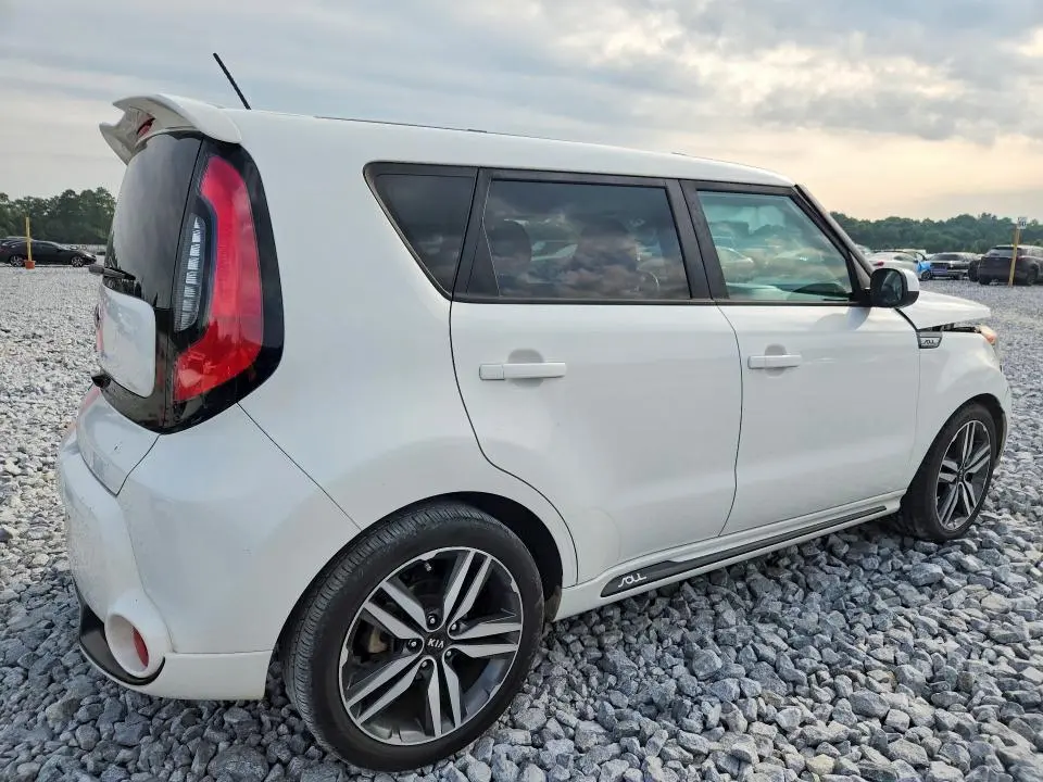 2016 KIA SOUL   