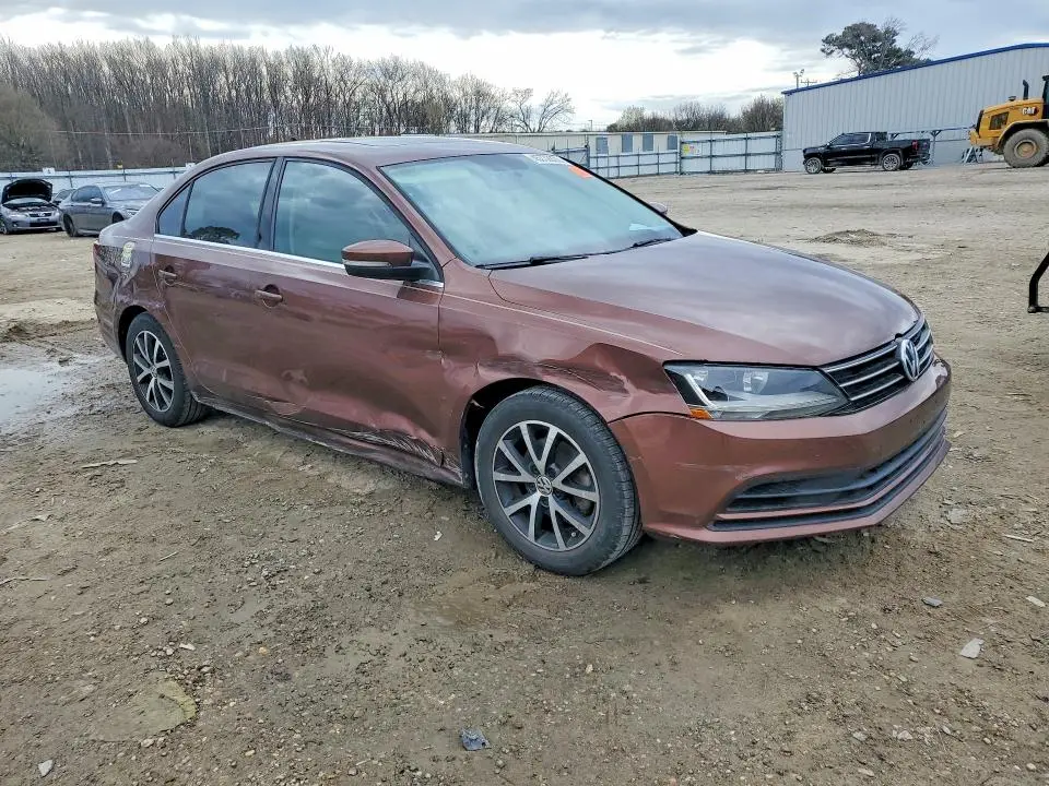2017 VOLKSWAGEN JETTA SE  