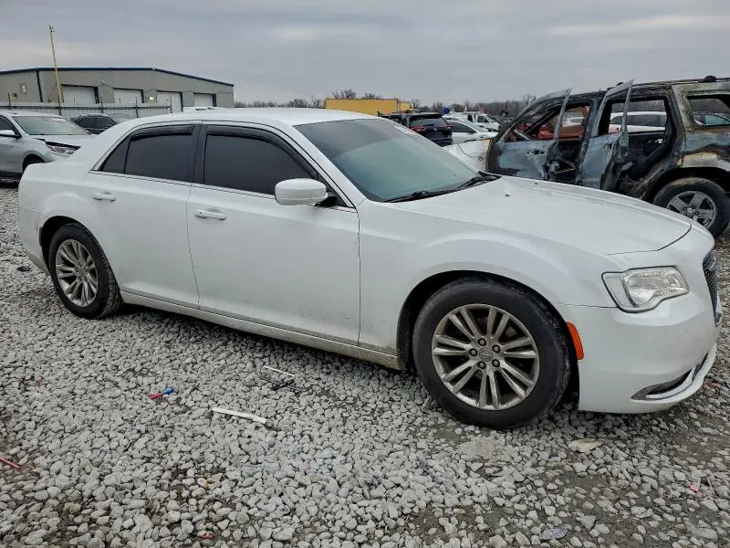 2018 CHRYSLER 300 TOURING  