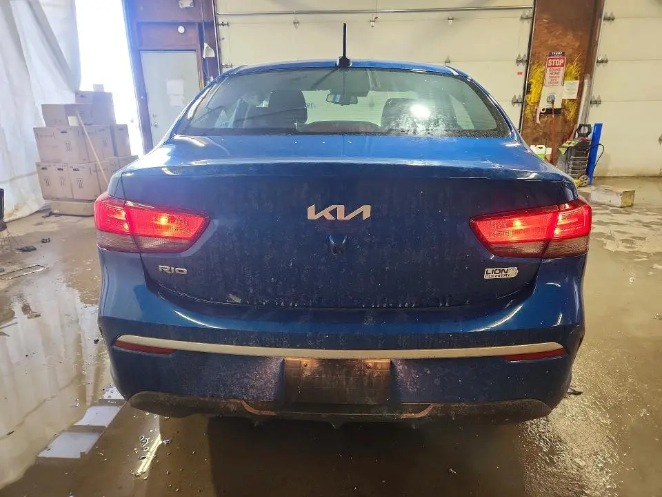 2022 KIA RIO S  