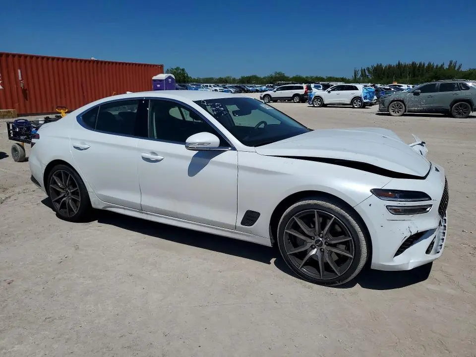 2026 GENESIS G70 2.5T STANDARD  
