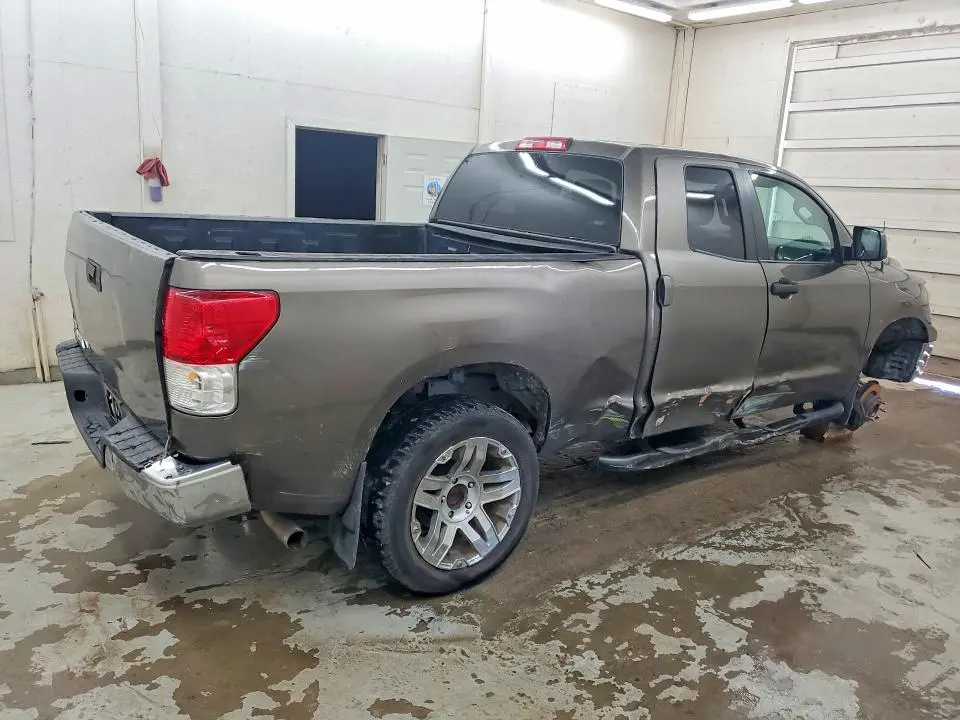 2010 TOYOTA TUNDRA DOUBLE CAB SR5  