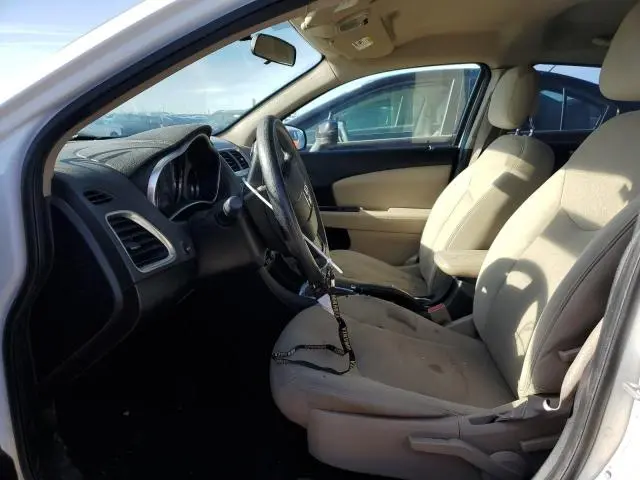 2013 DODGE AVENGER SE  