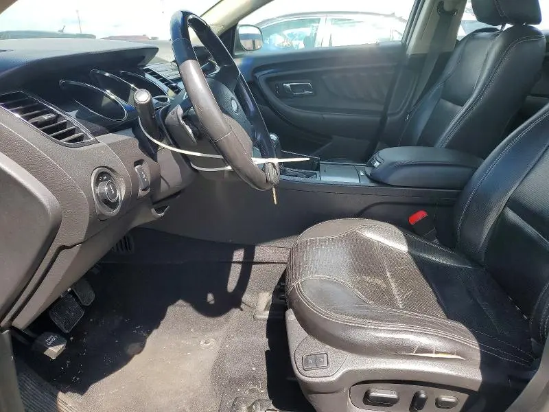 2010 FORD TAURUS LIMITED  