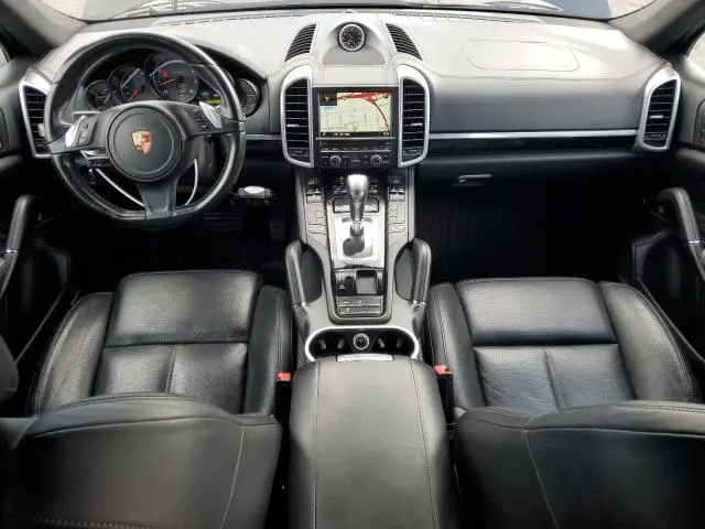 2014 PORSCHE CAYENNE   