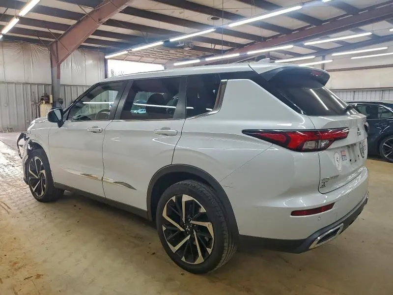 2022 MITSUBISHI OUTLANDER ES  