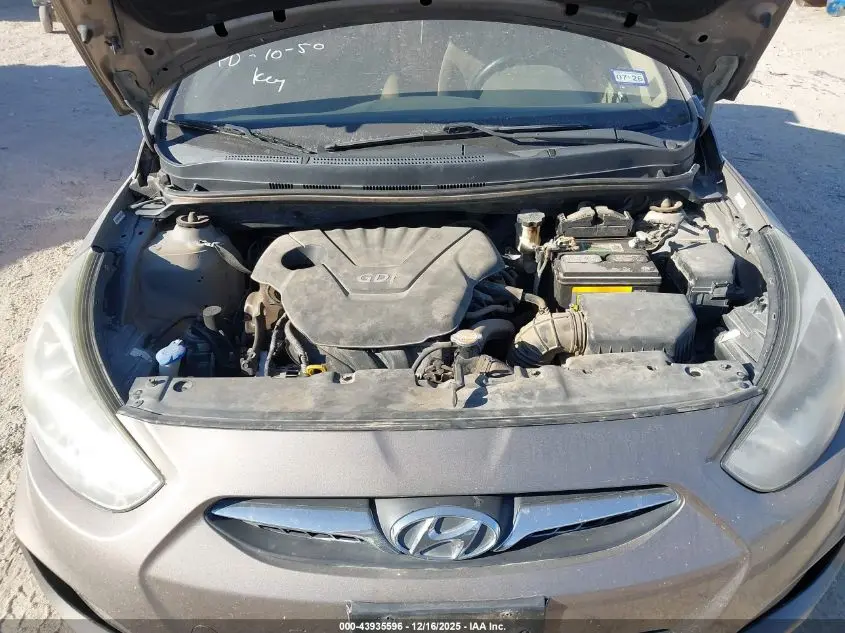 2012 HYUNDAI ACCENT GLS