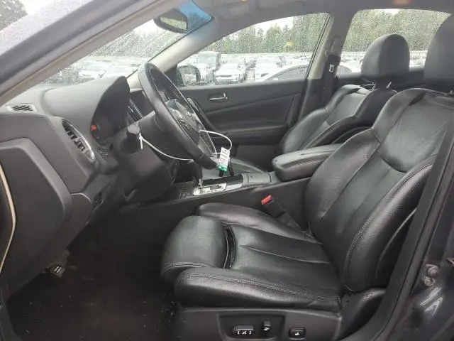 2010 NISSAN MAXIMA S  