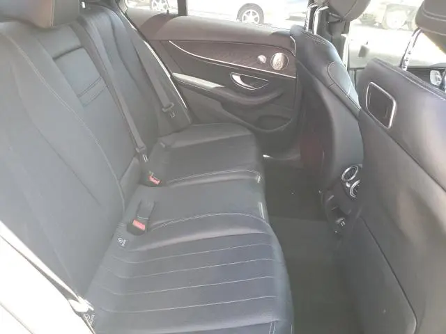 2018 MERCEDES-BENZ E 300  