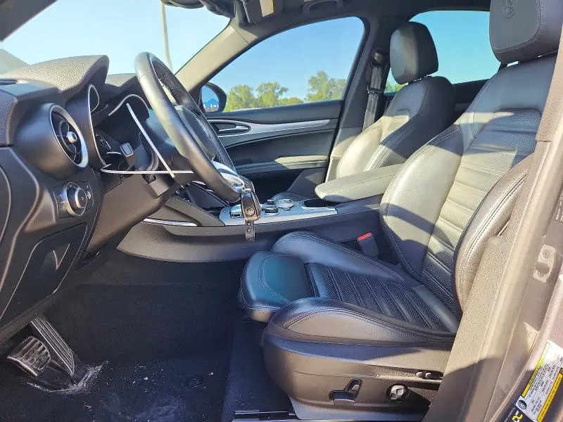 2021 ALFA ROMEO STELVIO TI  