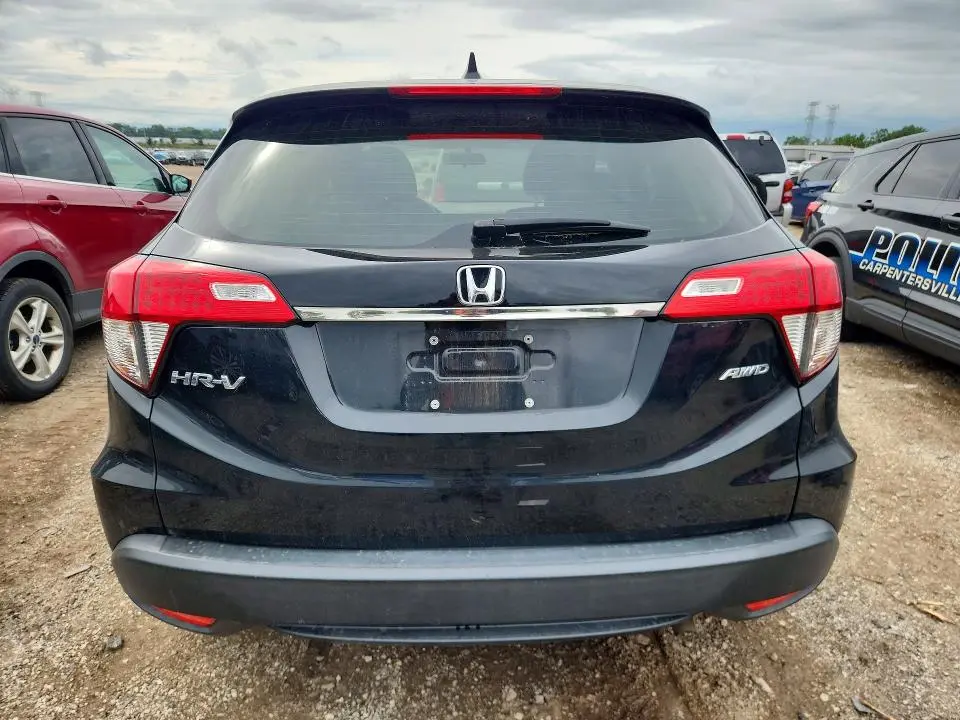 2022 HONDA HR-V LX  
