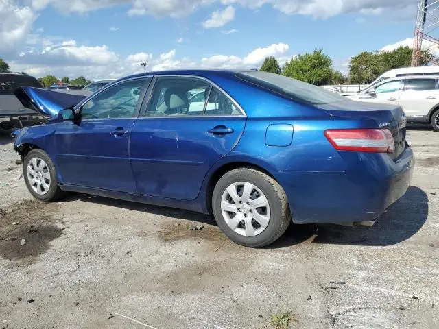 2010 TOYOTA CAMRY SE
