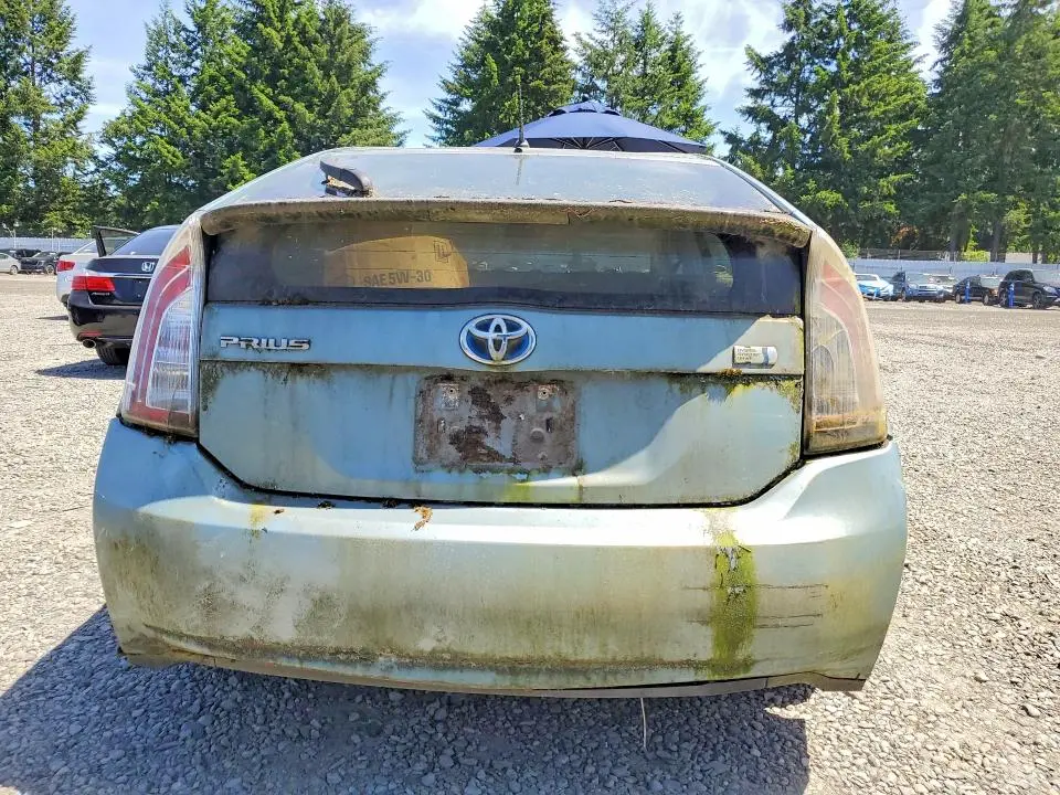 2013 TOYOTA PRIUS TWO  
