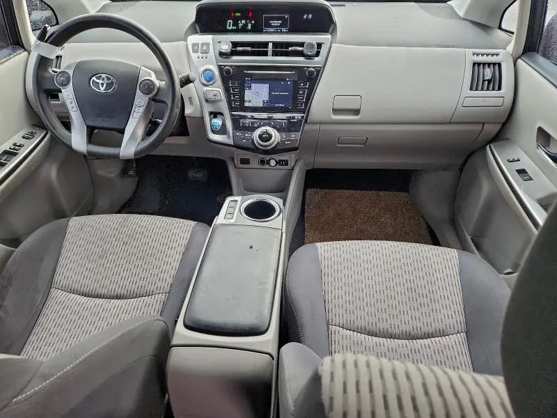 2015 TOYOTA PRIUS V   