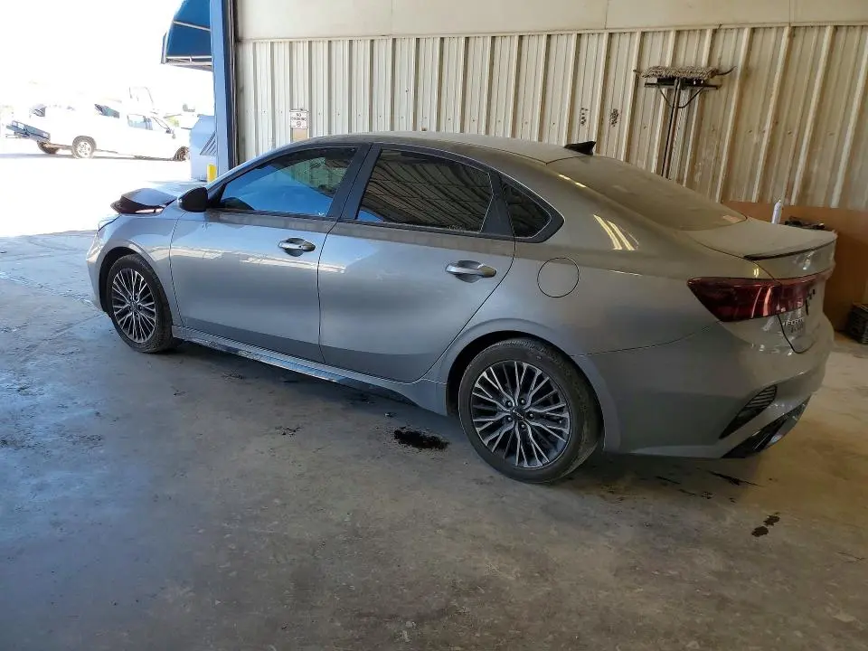 2024 KIA FORTE GT LINE  
