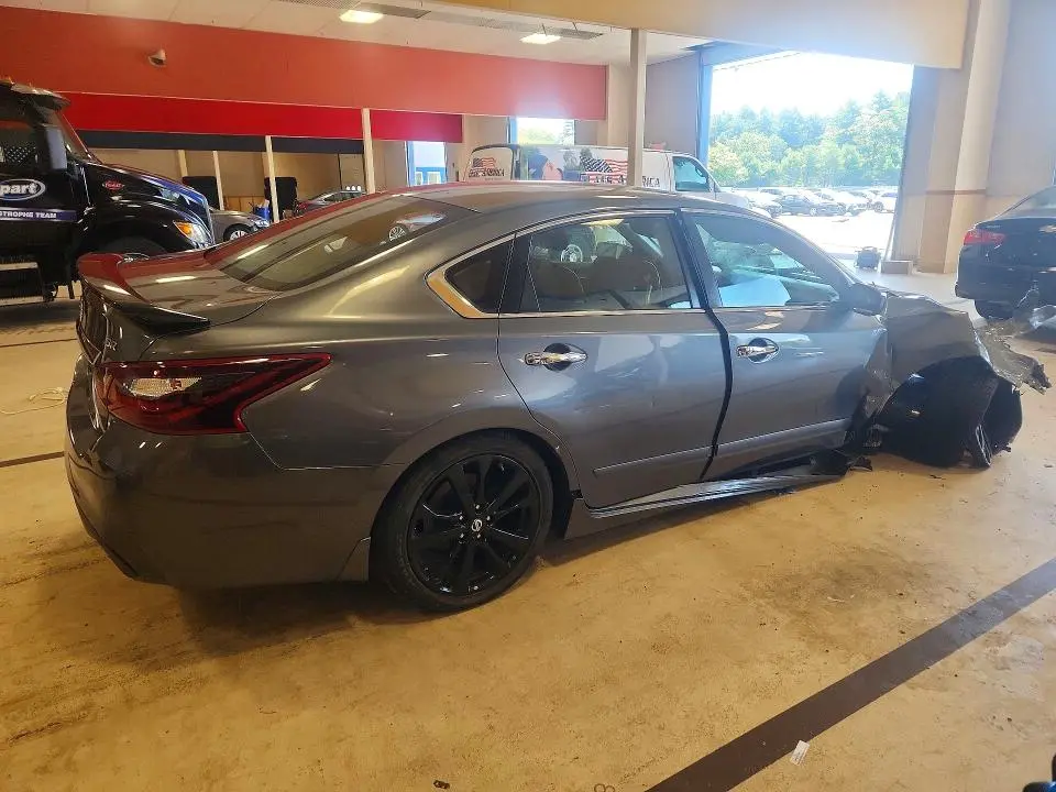 2017 NISSAN ALTIMA 2.5 SR  