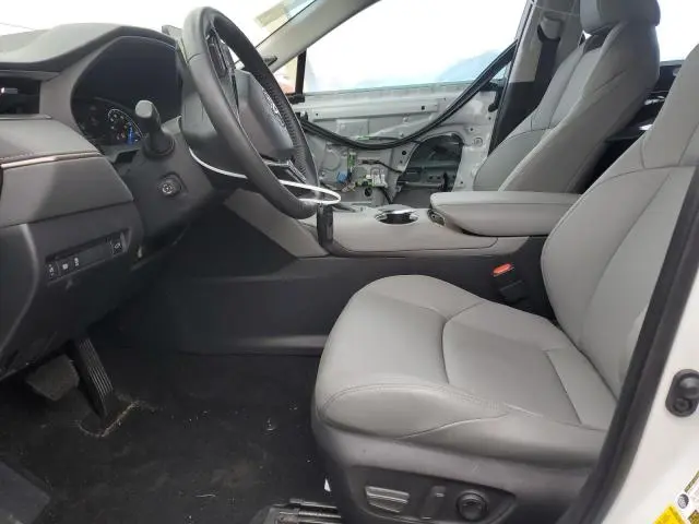 2024 TOYOTA VENZA LE  