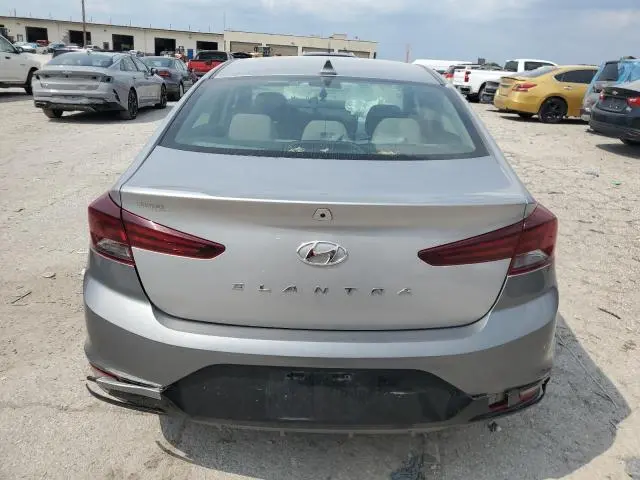 2020 HYUNDAI ELANTRA SEL  