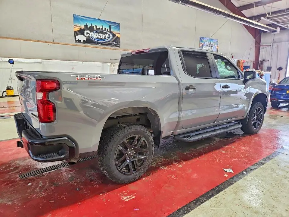 2024 CHEVROLET SILVERADO K1500 TRAIL BOSS CUSTOM  