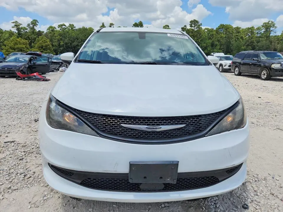 2021 CHRYSLER VOYAGER L  