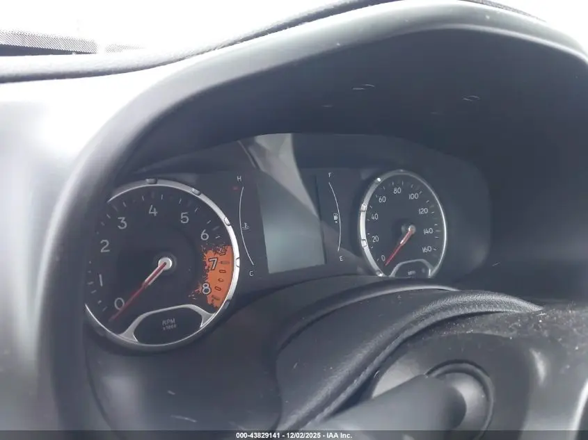 2017 JEEP RENEGADE LATITUDE 4X4