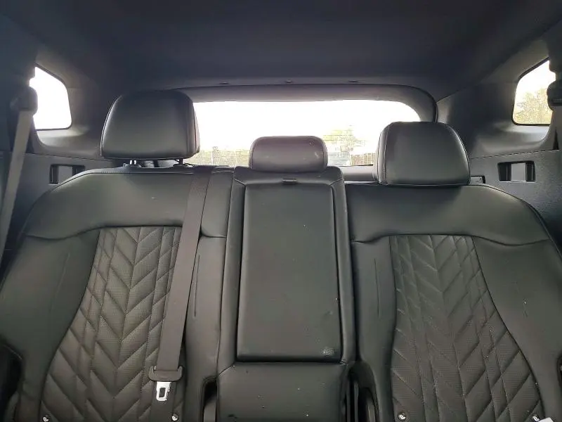 2023 KIA SPORTAGE X LINE  