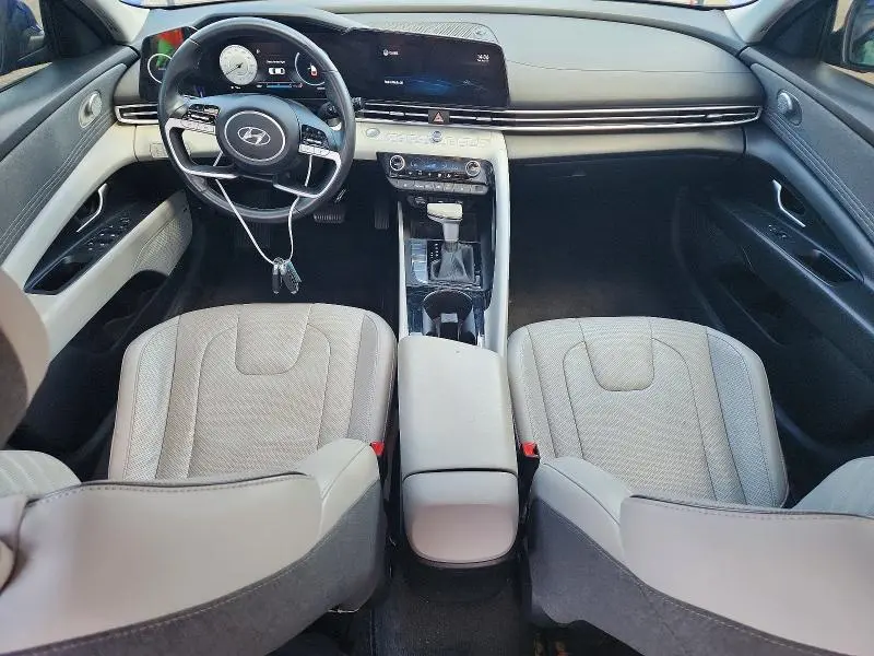 2022 HYUNDAI ELANTRA LIMITED  