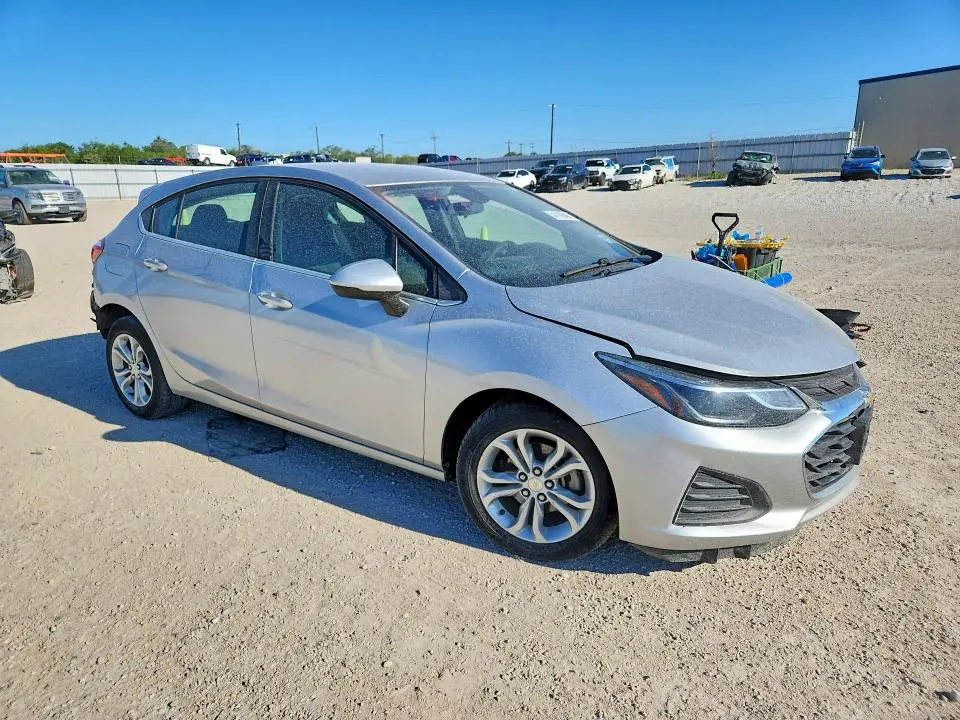 2019 CHEVROLET CRUZE LT  
