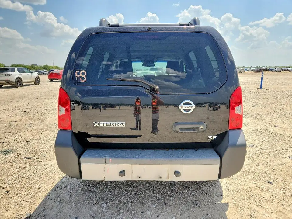 2010 NISSAN XTERRA X  