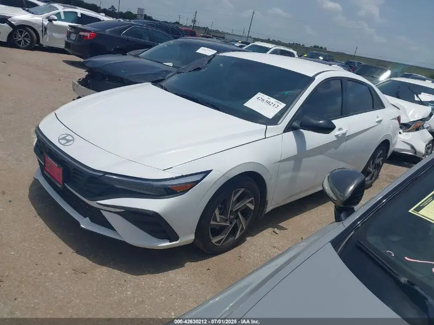 2025 HYUNDAI ELANTRA SEL SPORT