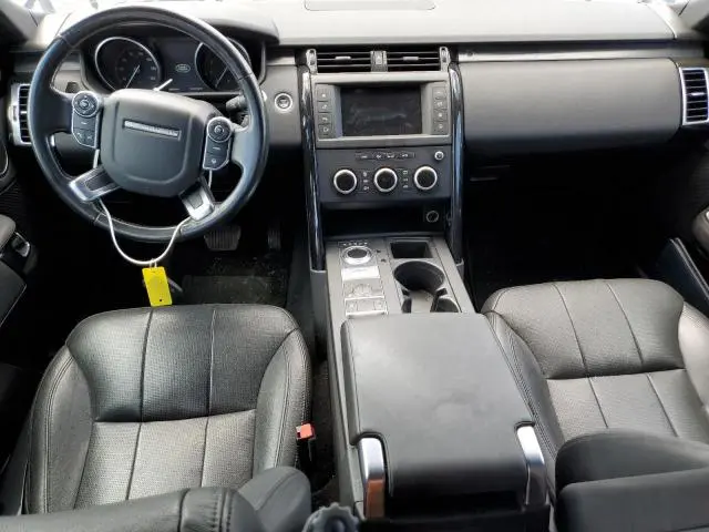 2017 LAND ROVER DISCOVERY SE  