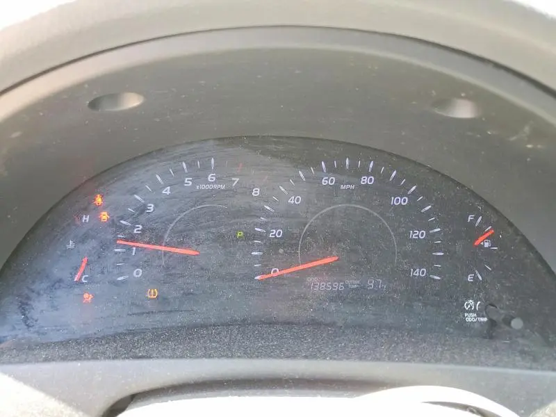 2010 TOYOTA CAMRY BASE  