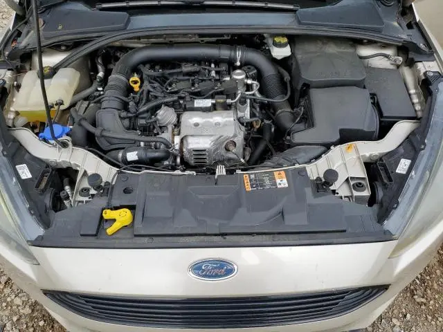 2017 FORD FOCUS SE  