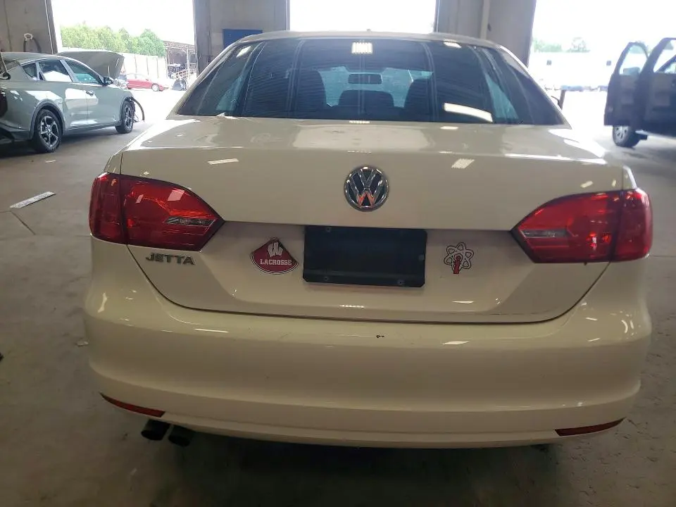 2012 VOLKSWAGEN JETTA BASE  