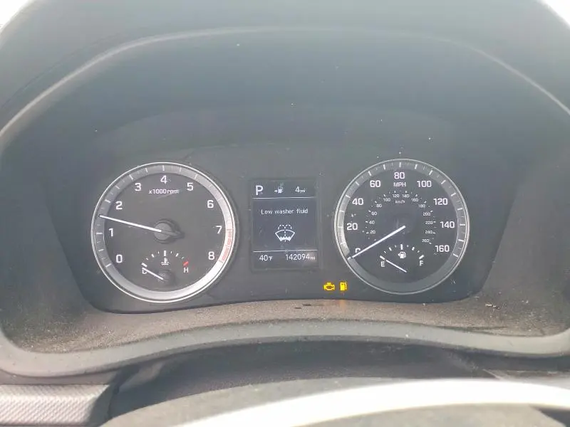2018 HYUNDAI SONATA SE  