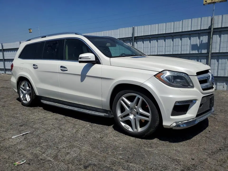 2015 MERCEDES-BENZ GL 550 4MATIC  