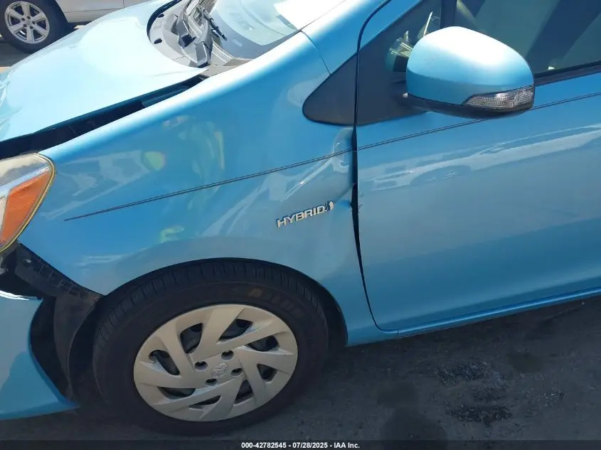 2016 TOYOTA PRIUS C ONE