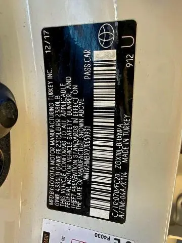 2018 TOYOTA C-HR XLE  