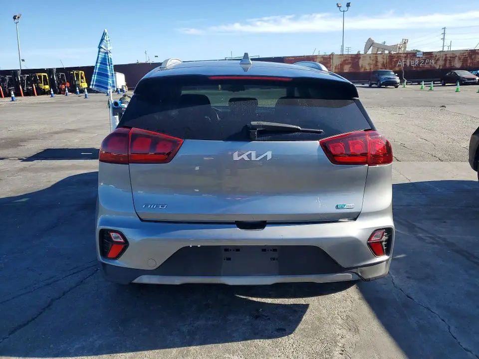 2022 KIA NIRO LXS  