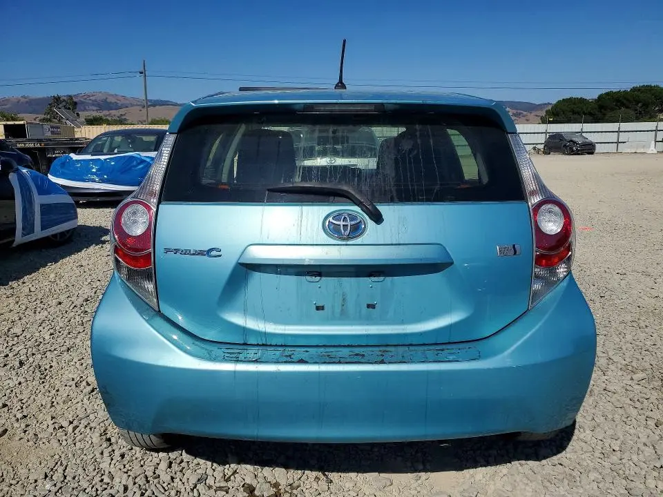 2013 TOYOTA PRIUS C ONE  