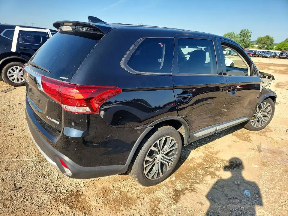 2017 MITSUBISHI OUTLANDER ES  