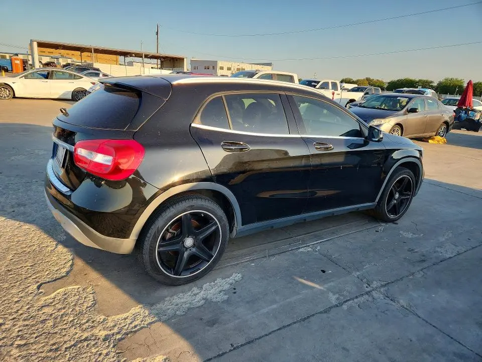 2018 MERCEDES-BENZ GLA 250  