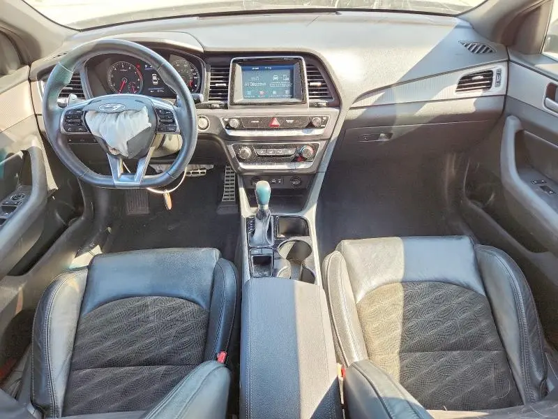 2018 HYUNDAI SONATA SPORT  